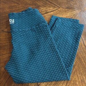 Booty by Brabants Cropped Teal Leggings